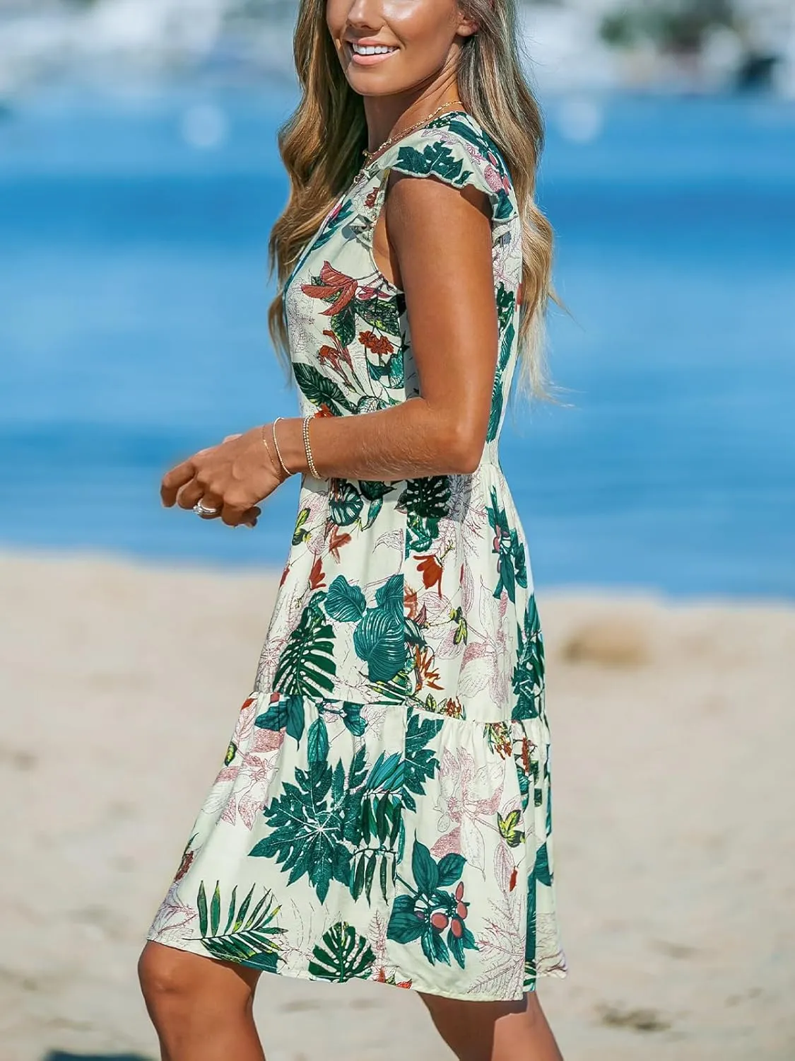 CUPSHE Women's Mini Dress V Neck Flutter Sleeve Floral Ruffled Short Summer Beach Dress
