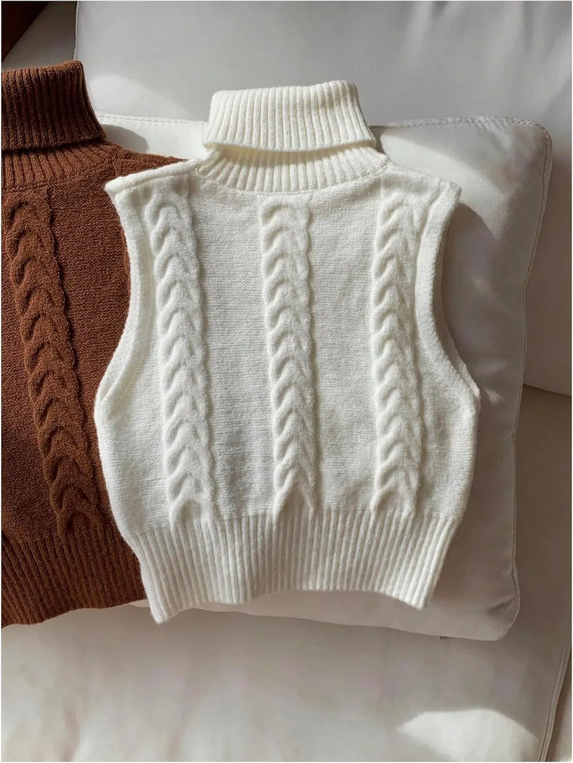 Floerns Women's 2 Piece Sleeveless Cable Knit Sweater Vest Turtleneck Pullover Tops