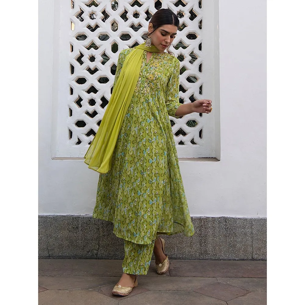 Janasya Green Yoke Embroidery Anarkali Kurta with Trousers and Dupatta (Set of 3)