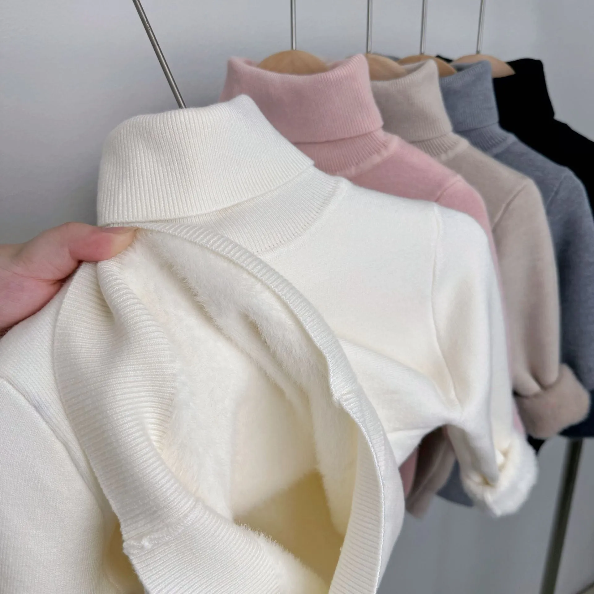 LUMI - Fleece-Lined Knit Sweater