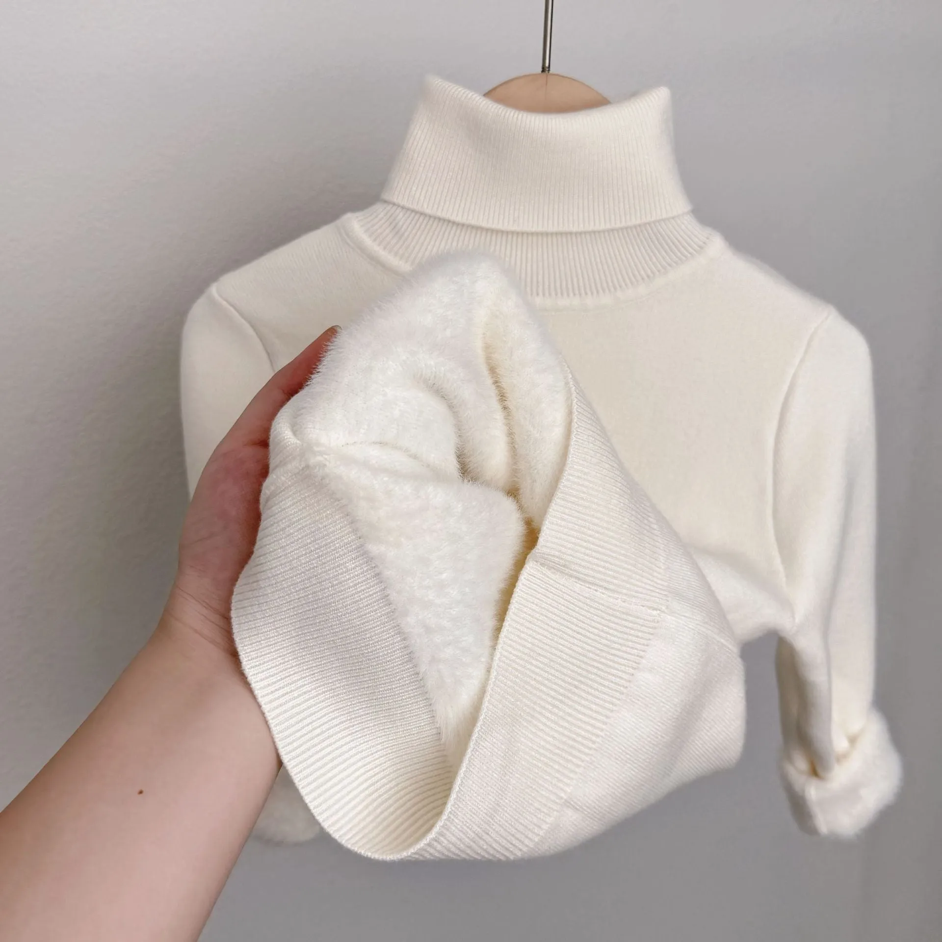 LUMI - Fleece-Lined Knit Sweater