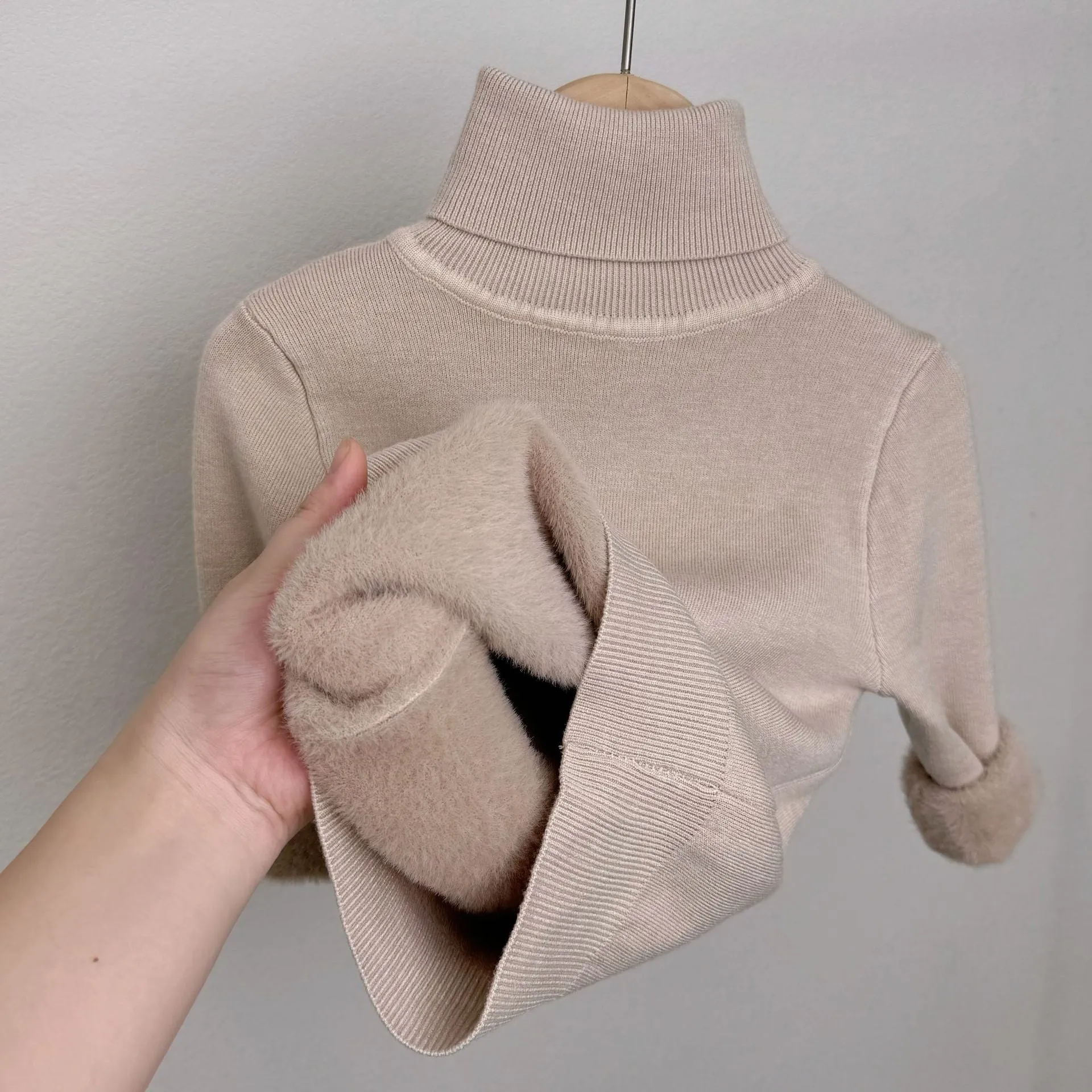 LUMI - Fleece-Lined Knit Sweater