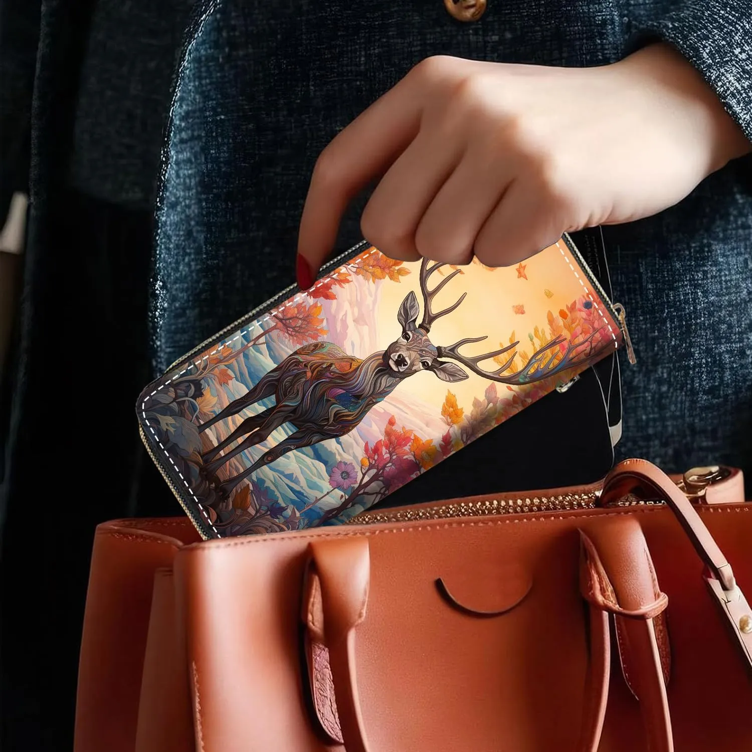 Women's Large Capacity Wallet, Portable PU Leather Zipper Wallet for Smart Phone/Card/Coin/Cash, Multifunctional Clutch Wallet with Removable Wristlet Strap, Abstract Paint Deer